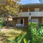 Terraced House With Garden And Pools Appartement